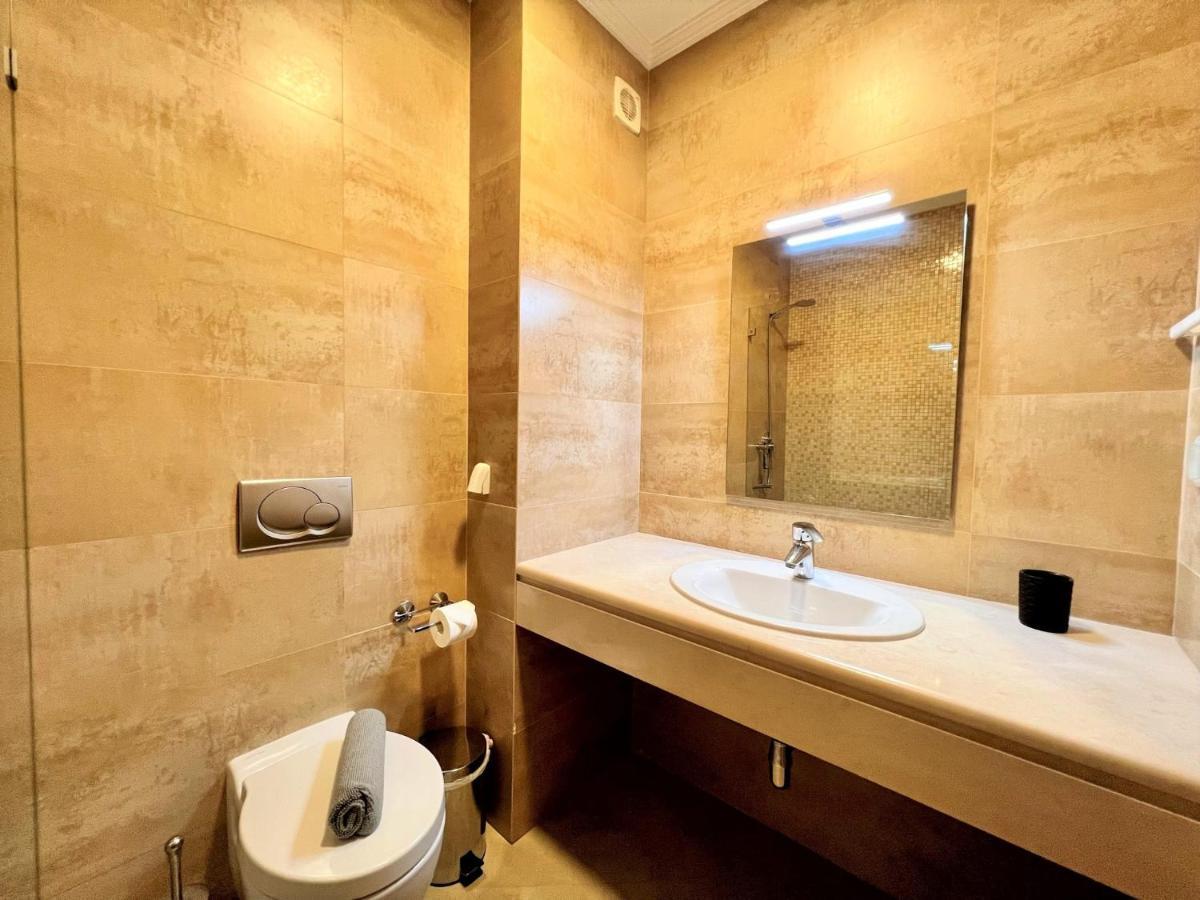 Faro Stylish 2 By Homing Apartment Ngoại thất bức ảnh