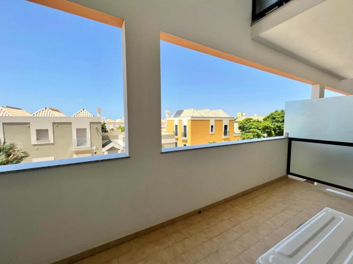 Faro Stylish 2 By Homing Apartment Ngoại thất bức ảnh