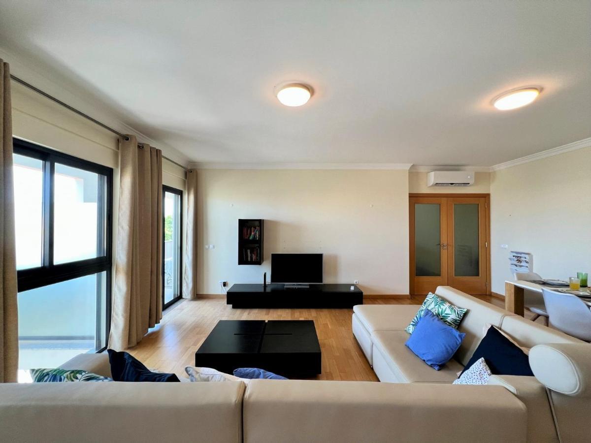 Faro Stylish 2 By Homing Apartment Ngoại thất bức ảnh