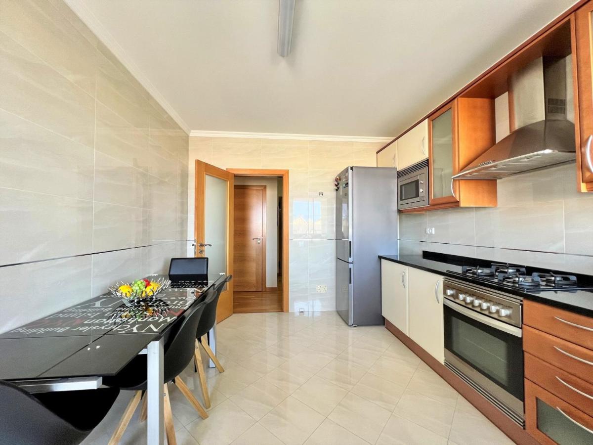 Faro Stylish 2 By Homing Apartment Ngoại thất bức ảnh